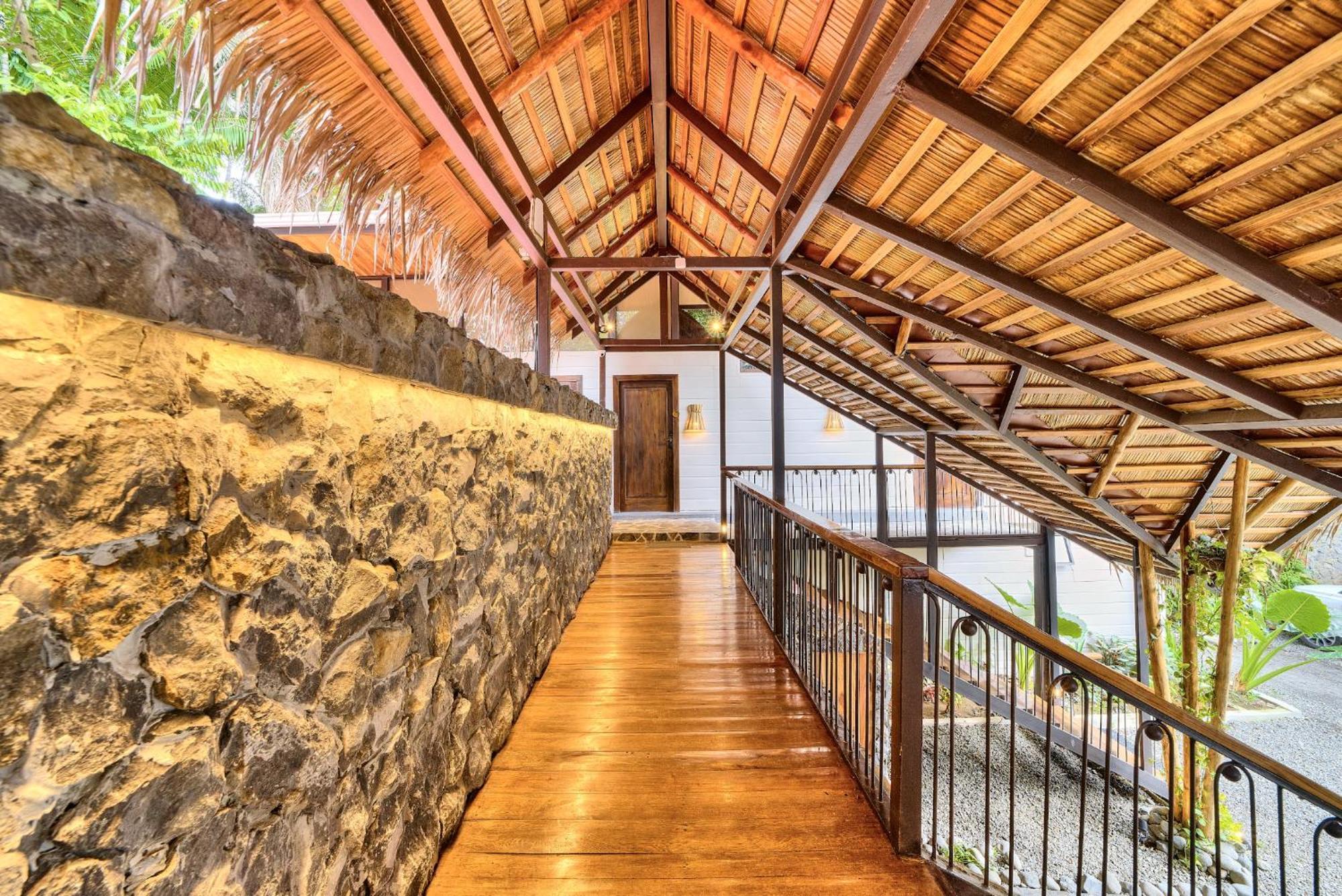 Conga Boutique Hotel Puerto Viejo de Talamanca 外观 照片
