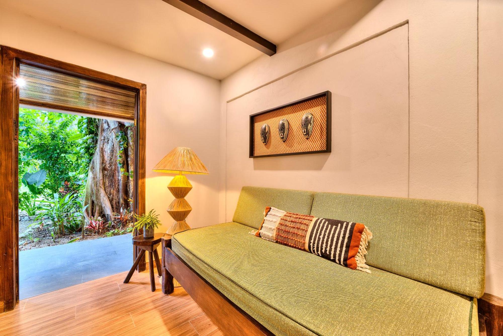 Conga Boutique Hotel Puerto Viejo de Talamanca 外观 照片