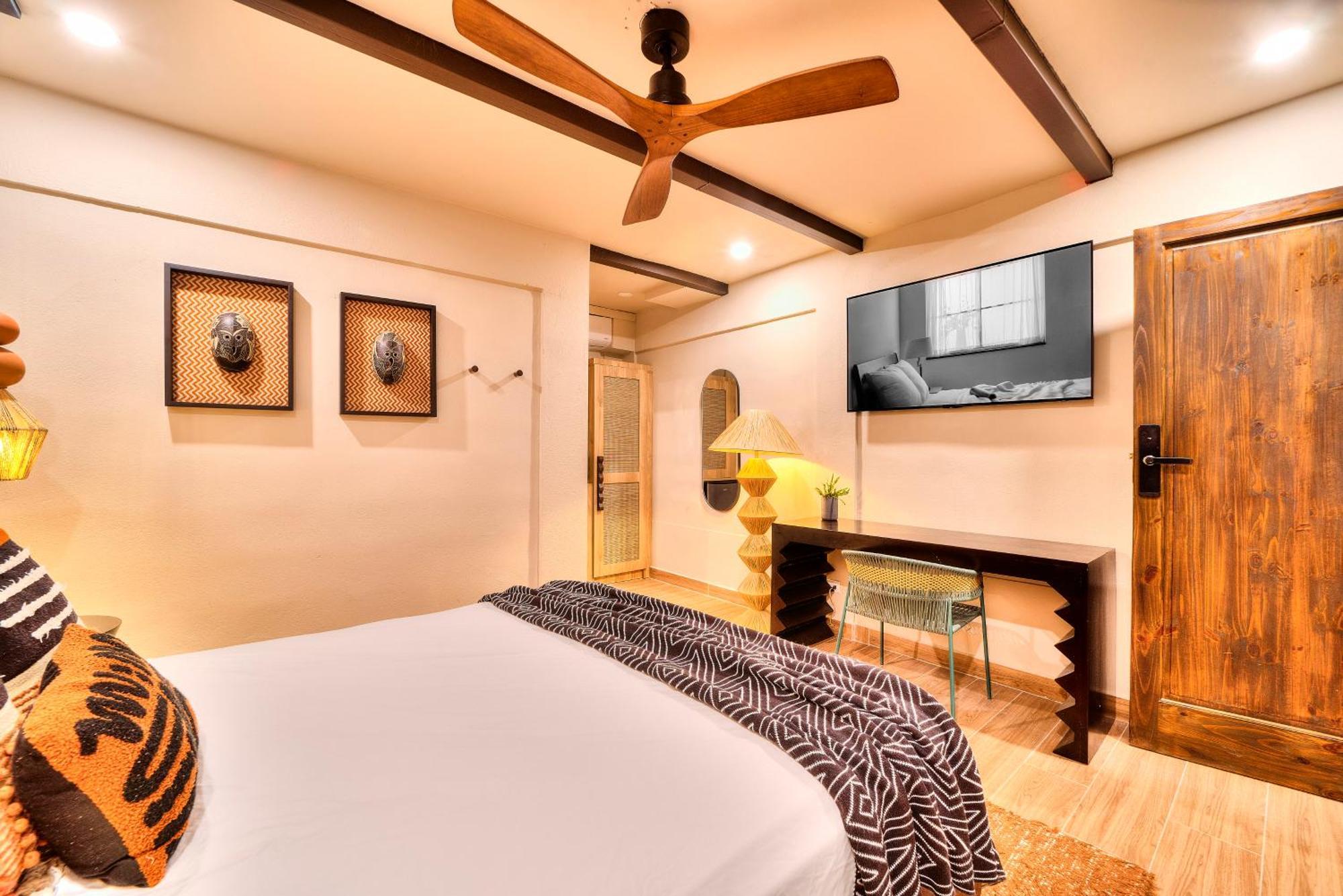 Conga Boutique Hotel Puerto Viejo de Talamanca 外观 照片
