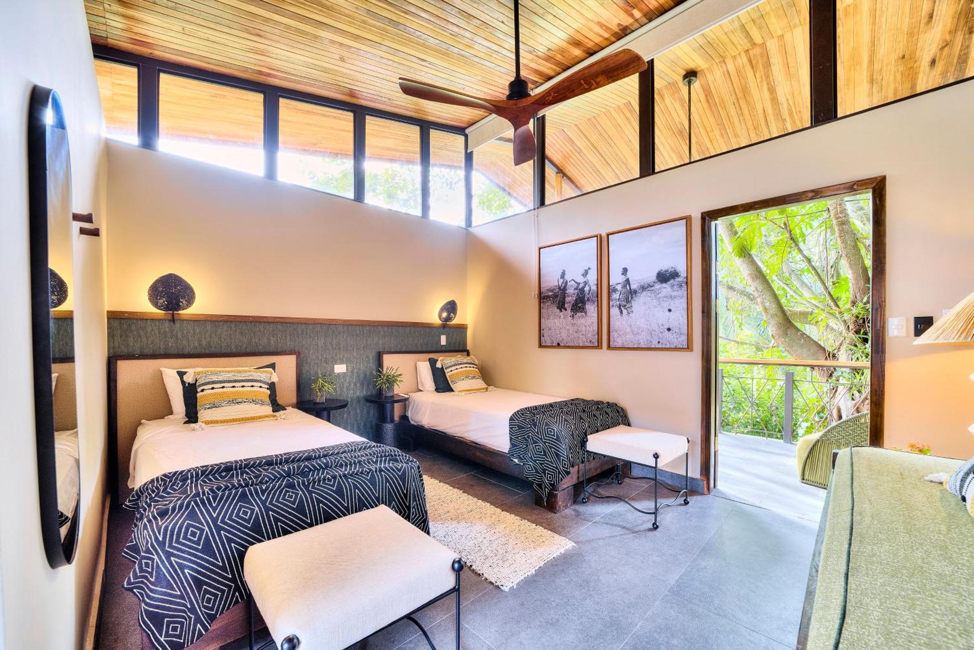 Conga Boutique Hotel Puerto Viejo de Talamanca 外观 照片