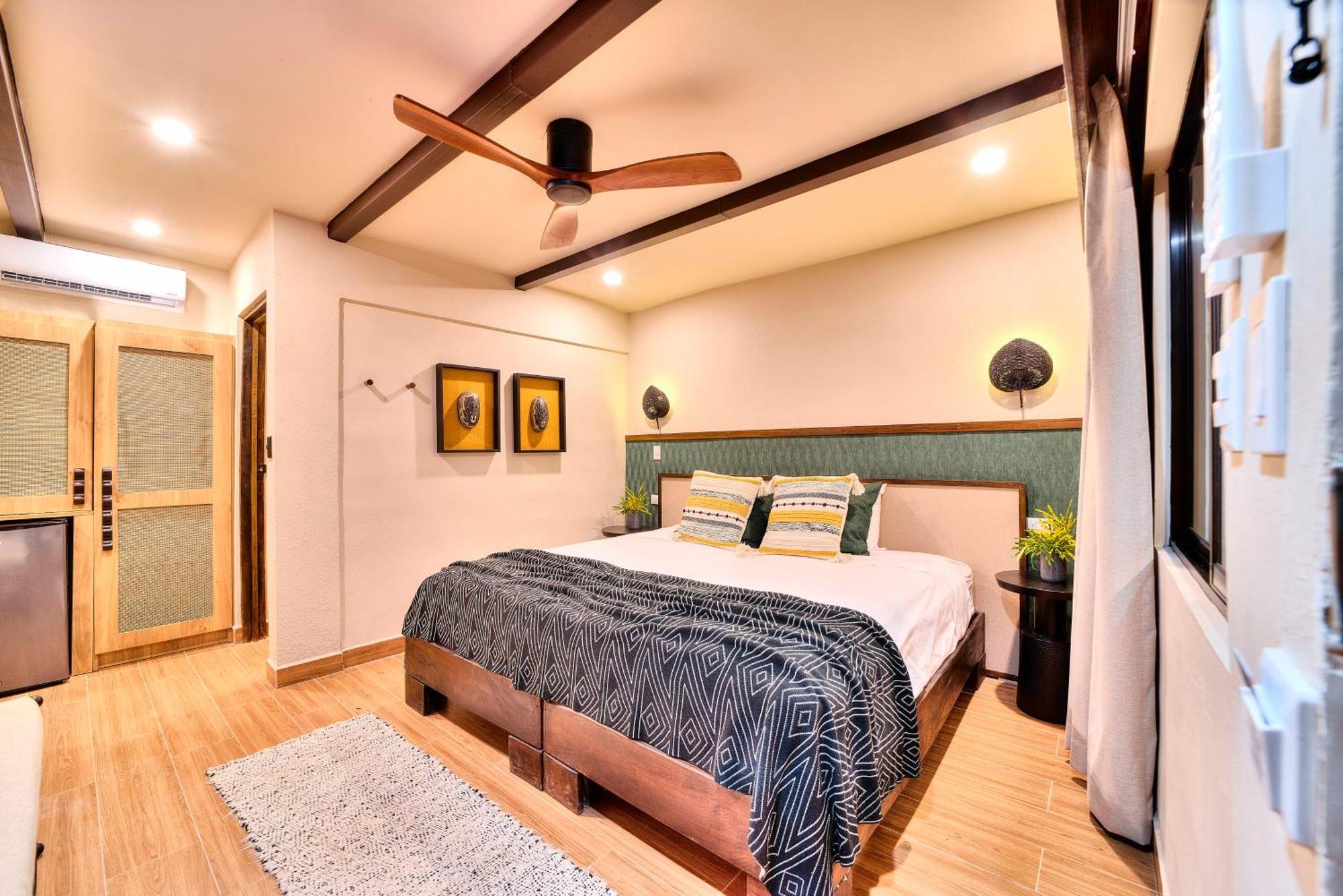 Conga Boutique Hotel Puerto Viejo de Talamanca 外观 照片